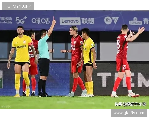 两张红牌下球队如何调整战术以保持竞争力并应对比赛局面变化压力 两张红牌下球队如何调整战术以保持竞争力并应对比赛局面变化压力